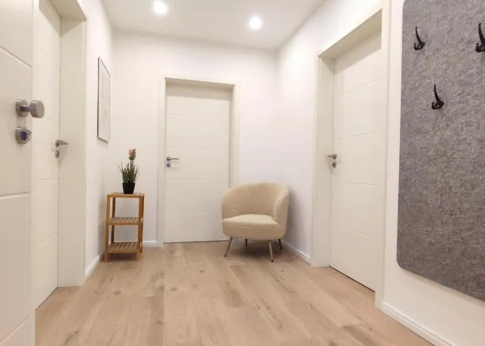 Grosse 65 Qm Projekt-&monteurwohnung 6 Betten Wlan 아파트 *